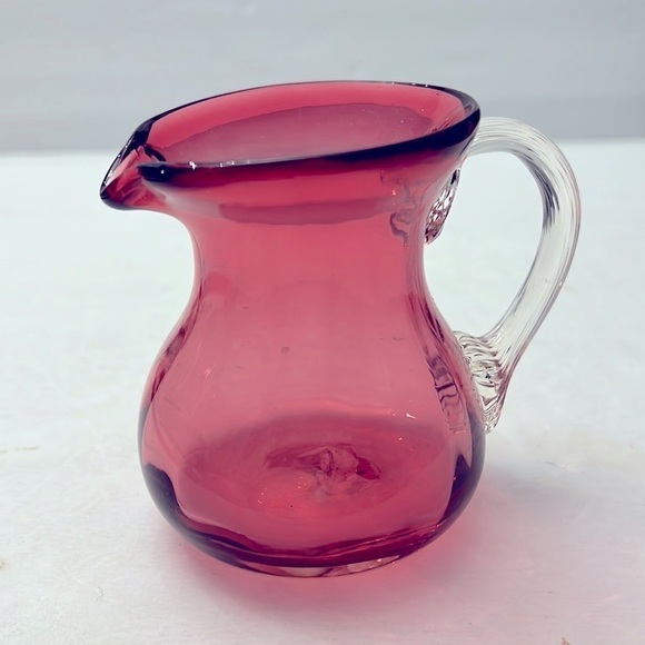 Vintage pilgrim cranberry glass ribbed small pitcher - Picture 2 of 6